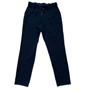 Lululemon On the Fly 7/8 Pants True Navy SZ 4